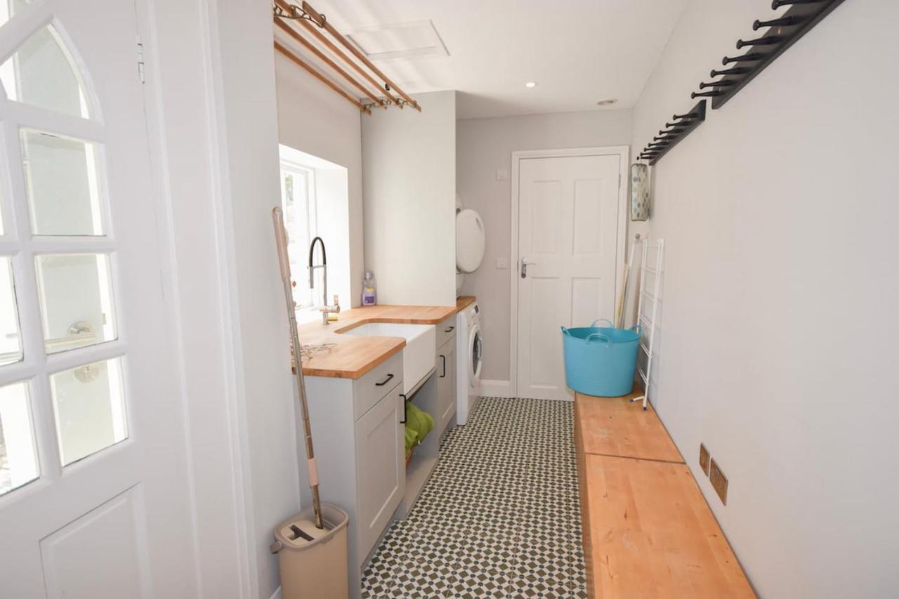 Arden Villa, Sleeps 8, Moments From The Golden Sandy Beach Of Ryde 赖德 外观 照片