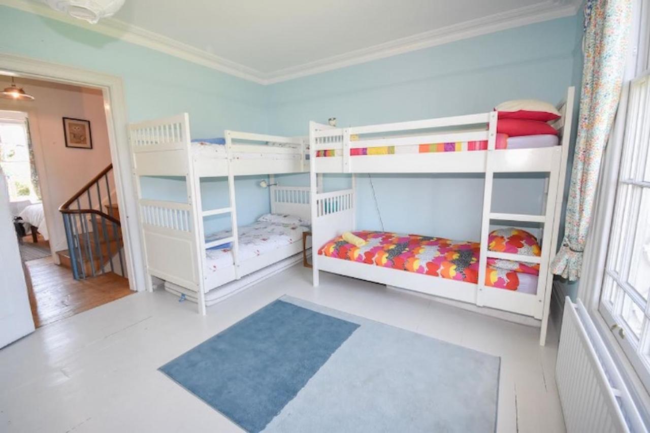 Arden Villa, Sleeps 8, Moments From The Golden Sandy Beach Of Ryde 赖德 外观 照片