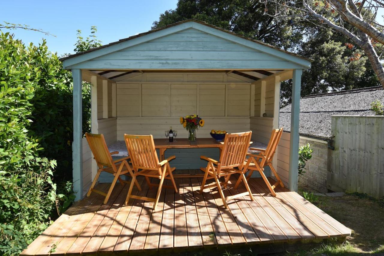 Arden Villa, Sleeps 8, Moments From The Golden Sandy Beach Of Ryde 赖德 外观 照片