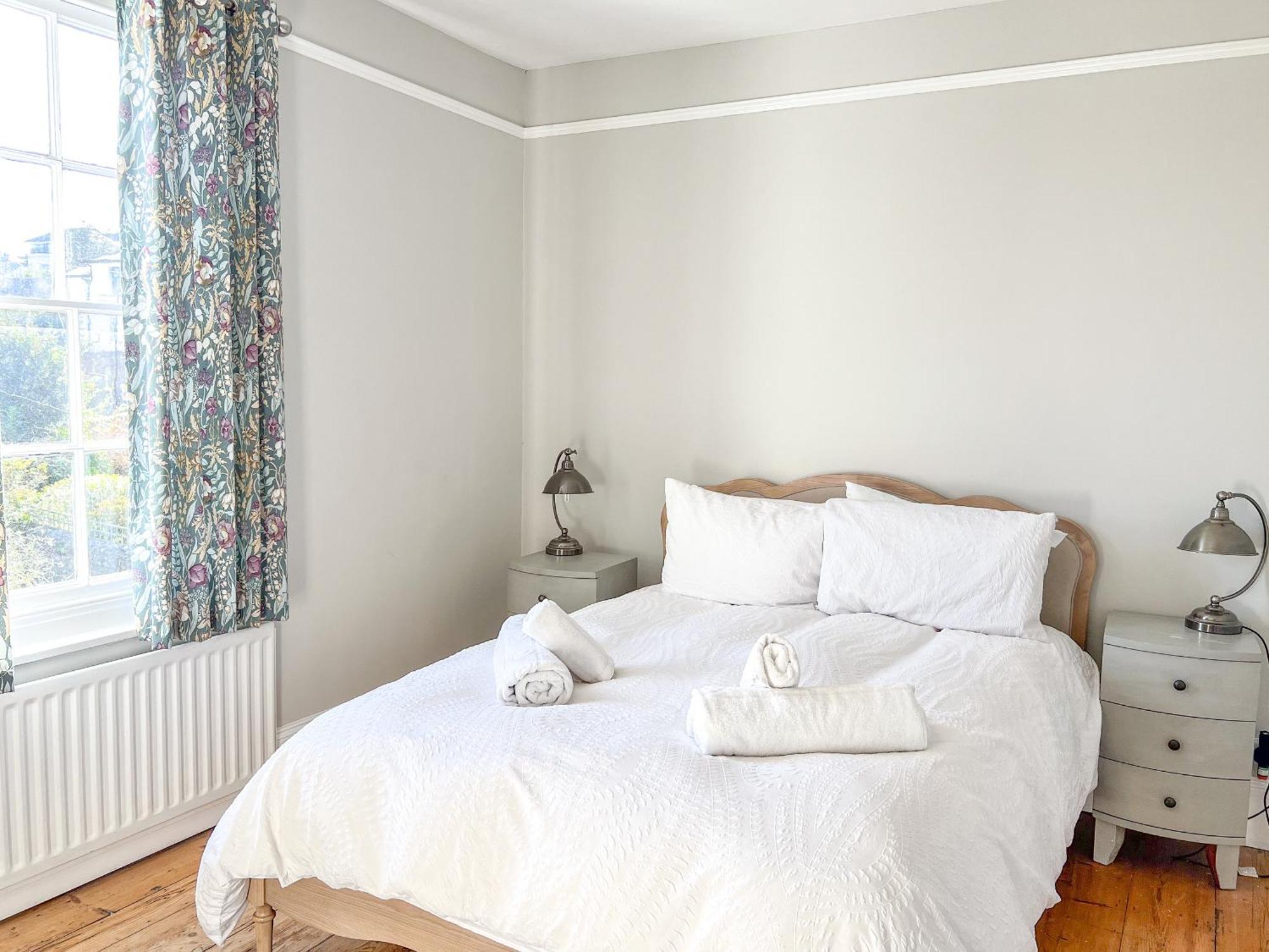 Arden Villa, Sleeps 8, Moments From The Golden Sandy Beach Of Ryde 赖德 外观 照片